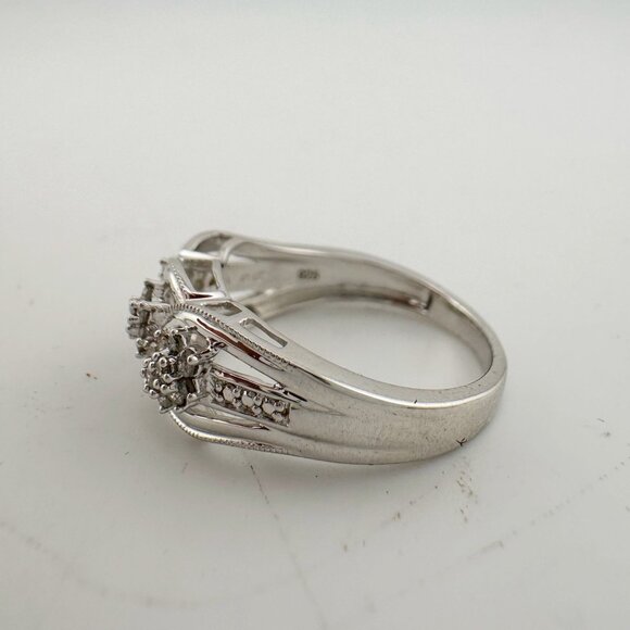 Beautiful 1/4 Carat Natural Diamond Triple Cluster Ring in Sterling Silver Size - Picture 10 of 16